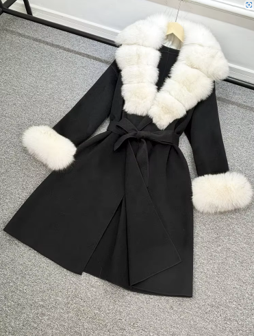 Anda Fur Coat Black White