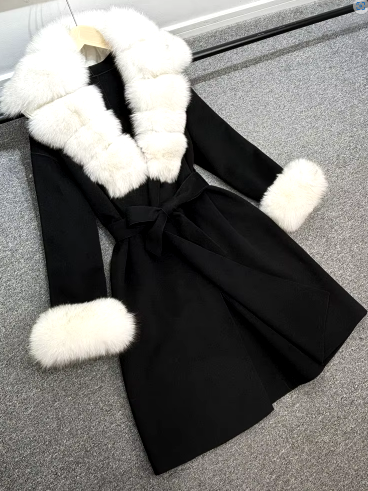 Anda Fur Coat Black White